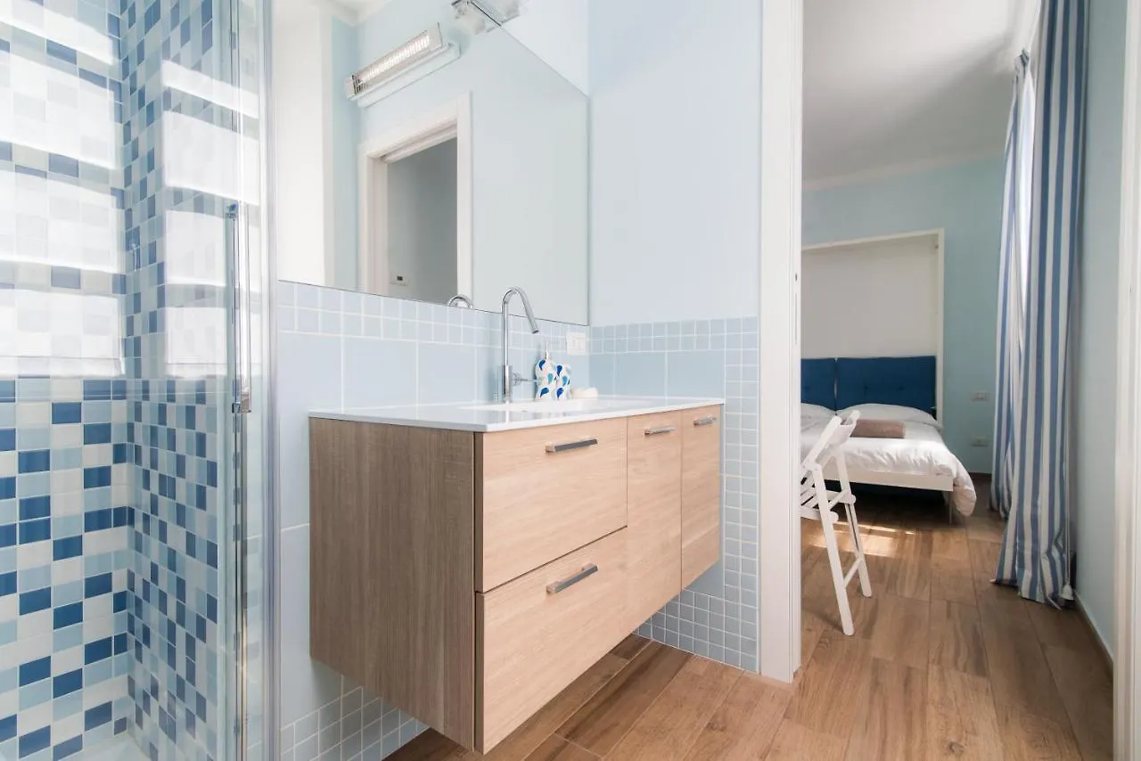 Taaac Apartment - The House Of Travelers Como Italy